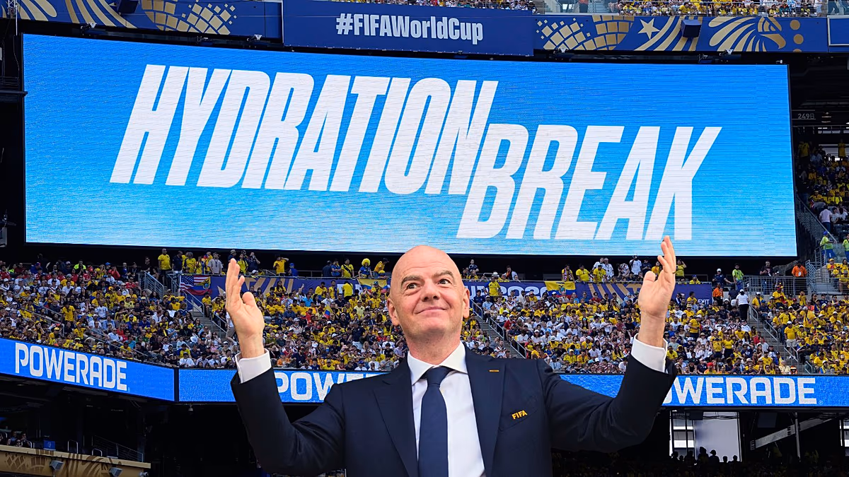 Warum gibt es so viel Empörung über die „Trinkpausen“ der FIFA bei der diesjährigen Weltmeisterschaft?