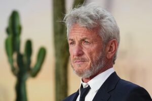 „Eine unerwartete Freundschaftsgeschichte“: Sean Penn führt Regie bei dem Polizeidrama über die Unruhen vom 6. Januar