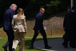 „Wir waren schon immer Freunde“: Trump und Meloni machen beim G7 Wiedergutmachung