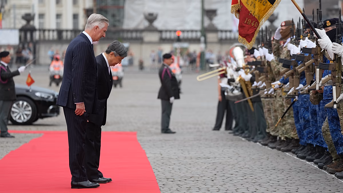 Das belgische Königshaus rollt dem japanischen Kaiser den roten Teppich aus