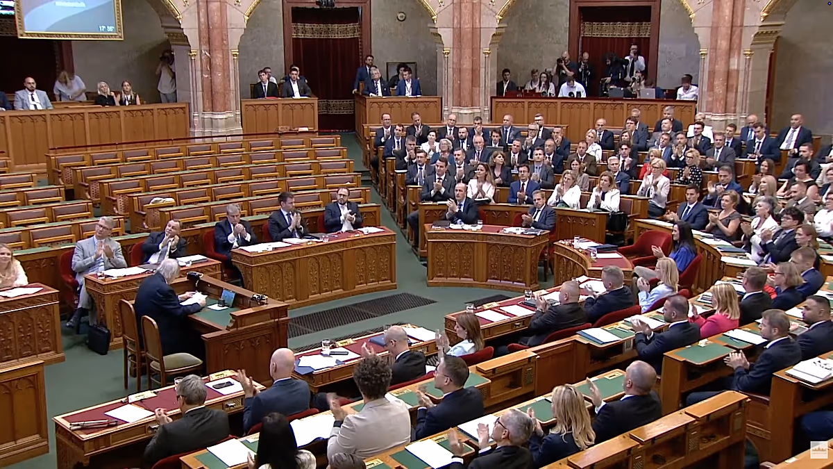 Das ungarische Parlament entlässt Präsident Tamás Sulyok
