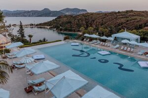 Die schicksten Designer-Beachclub-Pop-ups in Europa in diesem Sommer