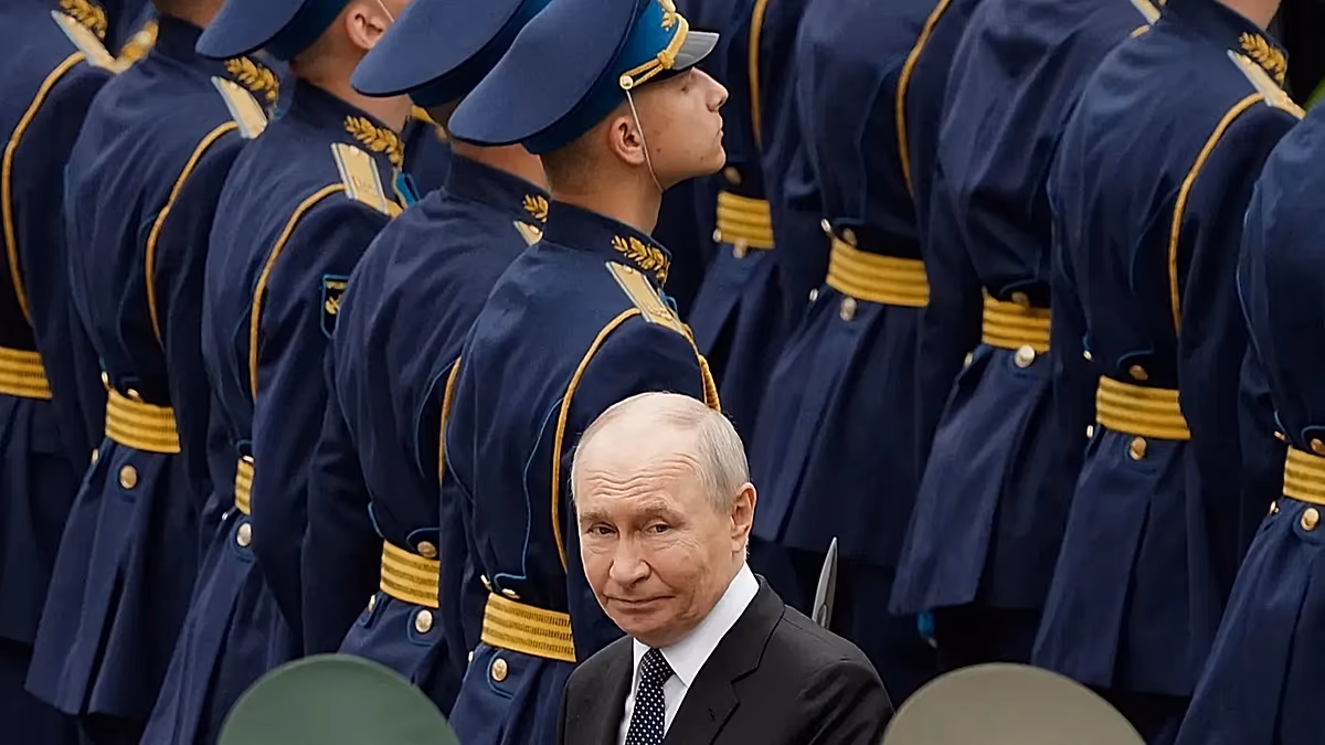 EU schränkt das Verbot russischer Kombattanten ein, um Frankreich und Italien zu besänftigen