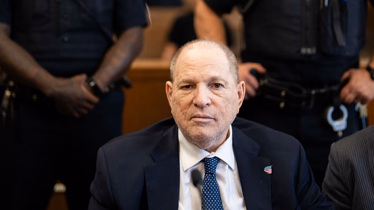 Harvey Weinsteins Anklage wegen Vergewaltigung in New York wurde fallen gelassen – Anklägerin sagt, sie könne einen vierten Prozess nicht ertragen
