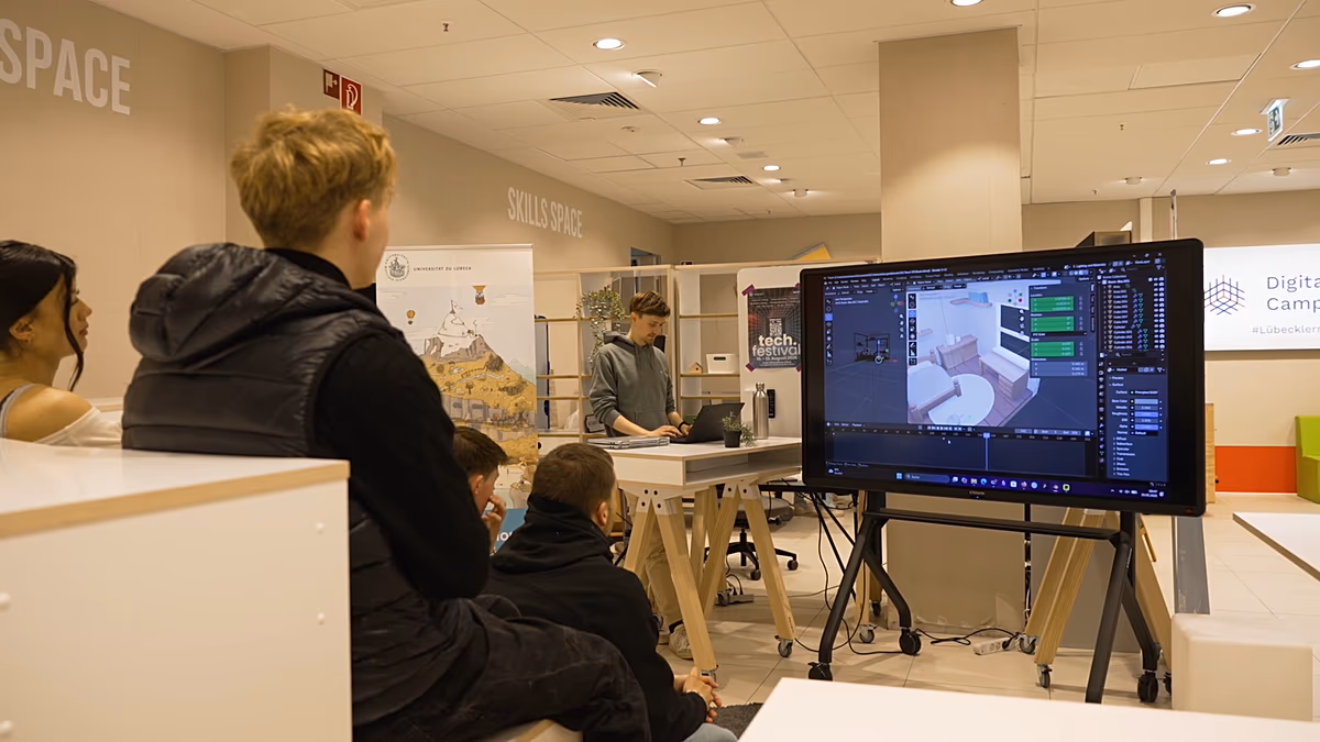 KI, VR, Lernen der Zukunft in jedem Alter, auf einem kostenlosen digitalen Campus mit über 600 Kursen