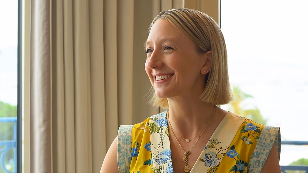 Kelsey Robinson von McKinsey erklärt, warum KI im Marketing mehr Angst als Wirkung erzeugt
