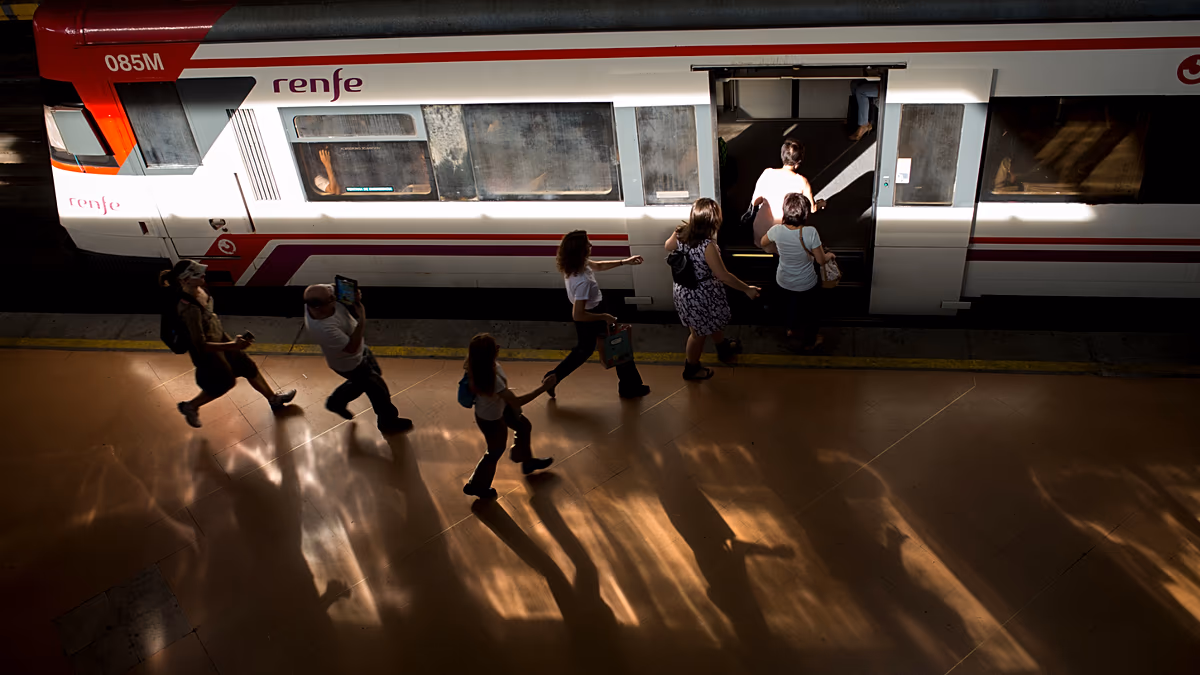 Renfe streicht am Montag 320 Züge wegen Bahnstreik in Spanien: Tausende Fahrgäste betroffen