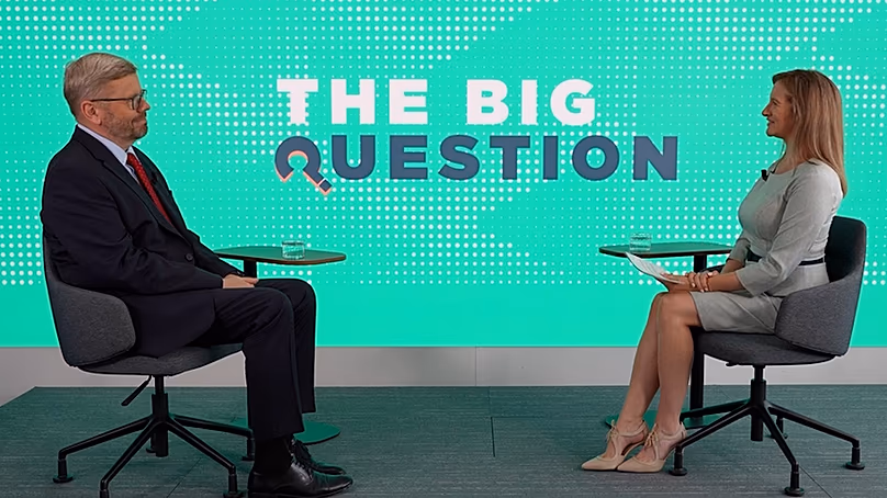Maciej Witucki, Präsident von BusinessEurope, begleitete Angela Barnes bei The Big Question