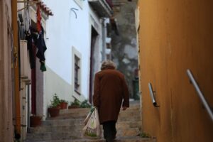 Portugals Rentenüberschuss ist eine Illusion, warnt ein neuer Bericht