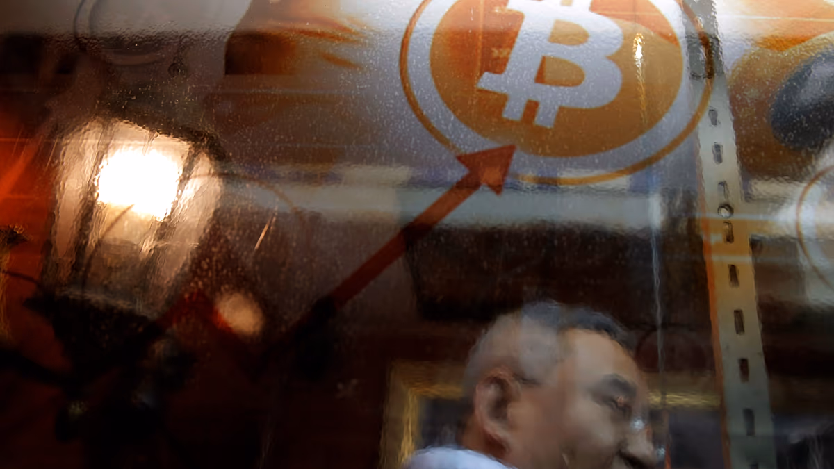 Bitcoin steigt um über 25 %, da die Short-Positionen unter Druck geraten und Washington sich der Kryptowährung zuwendet