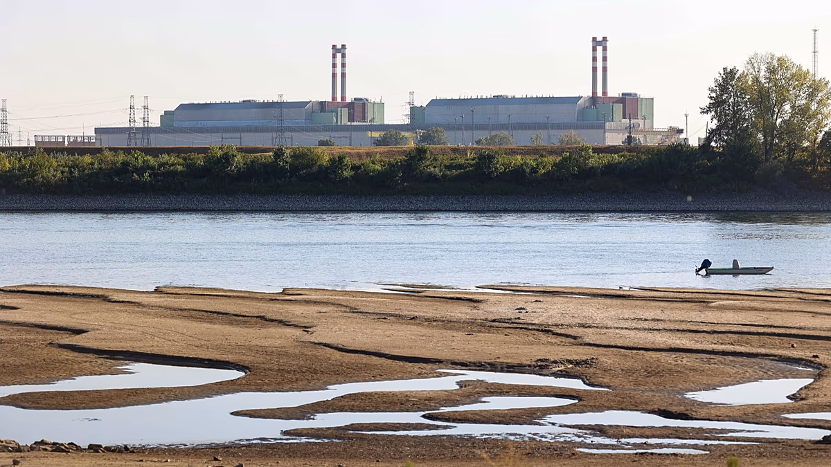 Das ungarische Atomkraftwerk Paks steht vor der Abschaltung, da der Wasserstand der Donau einen Rekordtiefstand erreicht hat