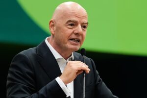 FIFA verteidigt Infantino, nachdem Enthüllungen über seinen angeblichen „Liebhaber“ von der UEFA bezahlt wurden