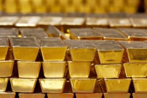 Gold und Silber steigen im August stark an, da zunehmende US-Schuldenängste die Märkte erschüttern
