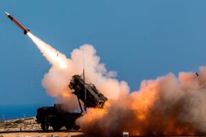 Griechenland verlegt das Patriot-System nach Kreta wegen gemeldeter Drohungen des Iran gegen US-Stützpunkte