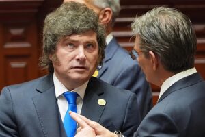 Milei genehmigt die Ausweisung von Ausländern wegen Hassreden gegen Argentinien