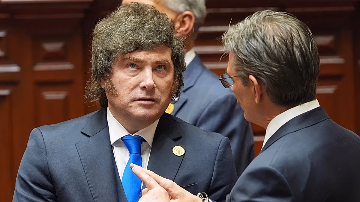 Milei genehmigt die Ausweisung von Ausländern wegen Hassreden gegen Argentinien