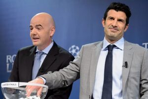 Portugals Legende Luis Figo fordert Infantinos Rücktritt und sagt, er habe die FIFA-Präsidentschaft „entwertet“.