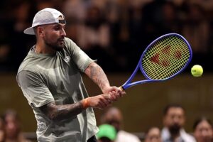 Tennisstar Nick Kyrgios wurde vorläufig suspendiert, nachdem er positiv auf Kokain getestet wurde