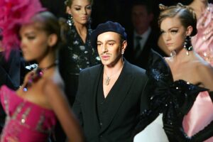Vergeben oder vergessen? Warum die Entscheidung der Met Gala, John Galliano zu ehren, so umstritten ist
