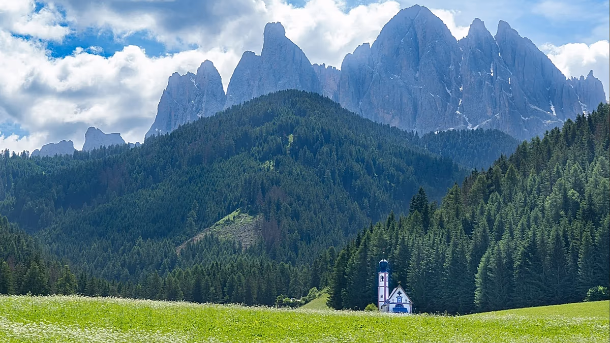 Wanderung von Polen nach Italien: Neuer 3.500 km langer Wanderweg durchquert sechs europäische Länder
