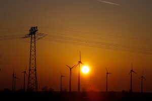 Wind-, Solar- und Wärmepumpen bieten der EU laut Studie einen Ausweg aus der LNG-Abhängigkeit bis 2030