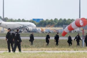 Berlin plant „Schutzschild“ zur Abwehr von Sabotage, heißt es in einem Bericht