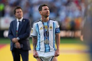 Der argentinische Star Lionel Messi gibt seinen Rücktritt vom internationalen Fußball bekannt