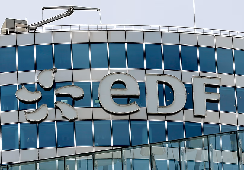 DATEI. Der EDF-Turm des französischen Staatskonzerns Electricité de France (EDF) ist im Geschäftsviertel La Défense westlich von Paris zu sehen, Februar 2013