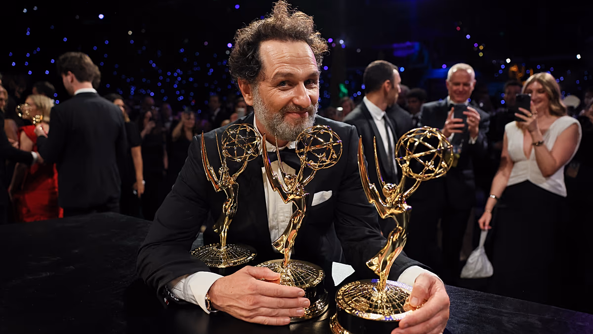 Emmy-Rekord für Matthew Rhys als walisischer Film „Widow's Bay“ erhielt drei Auszeichnungen