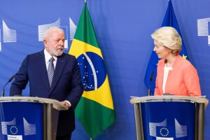 Es besteht keine Notwendigkeit, unser Fleisch zu prüfen, sagt Brasiliens EU-Botschafter, während der Handelsstreit eskaliert