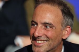 Französische Präsidentschaftswahl 2027: Glucksmann geht ins Rennen