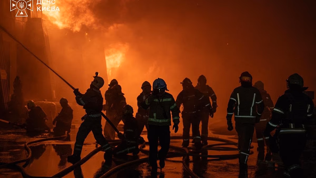 Russland startet über Nacht 160 Drohnen in der Ukraine, wobei mindestens eine getötet und viele verletzt werden