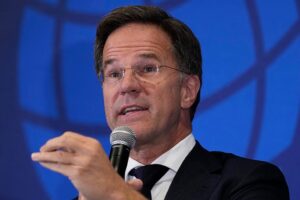 Rutte sagt, Putin sei in einer „schlechten Lage“, während er die NATO-Verbündeten inmitten von Bedrohungsberichten beruhigt