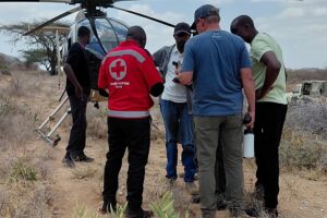 Sieben Tote, darunter Ecuadors Geheimdienstchef, nach dem Absturz eines Touristenhubschraubers im Norden Kenias