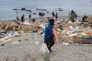 Spanien kündigt ein 165-Millionen-Euro-Notfallpaket für Ceuta an, da die Rückkehr von Migranten weitergeht