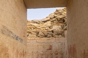 Spanische Archäologen finden in Ägypten ein 4.400 Jahre altes Grab mit intakten Originalfarben