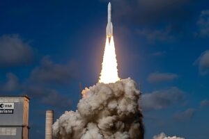 Spannung unter den Zuschauern, als Ariane 6 MTG-I2 startet