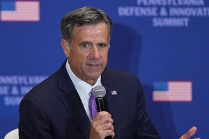 US-Berichten zufolge kommt CIA-Direktor Ratcliffe zu einem geheimen Besuch in Moskau an