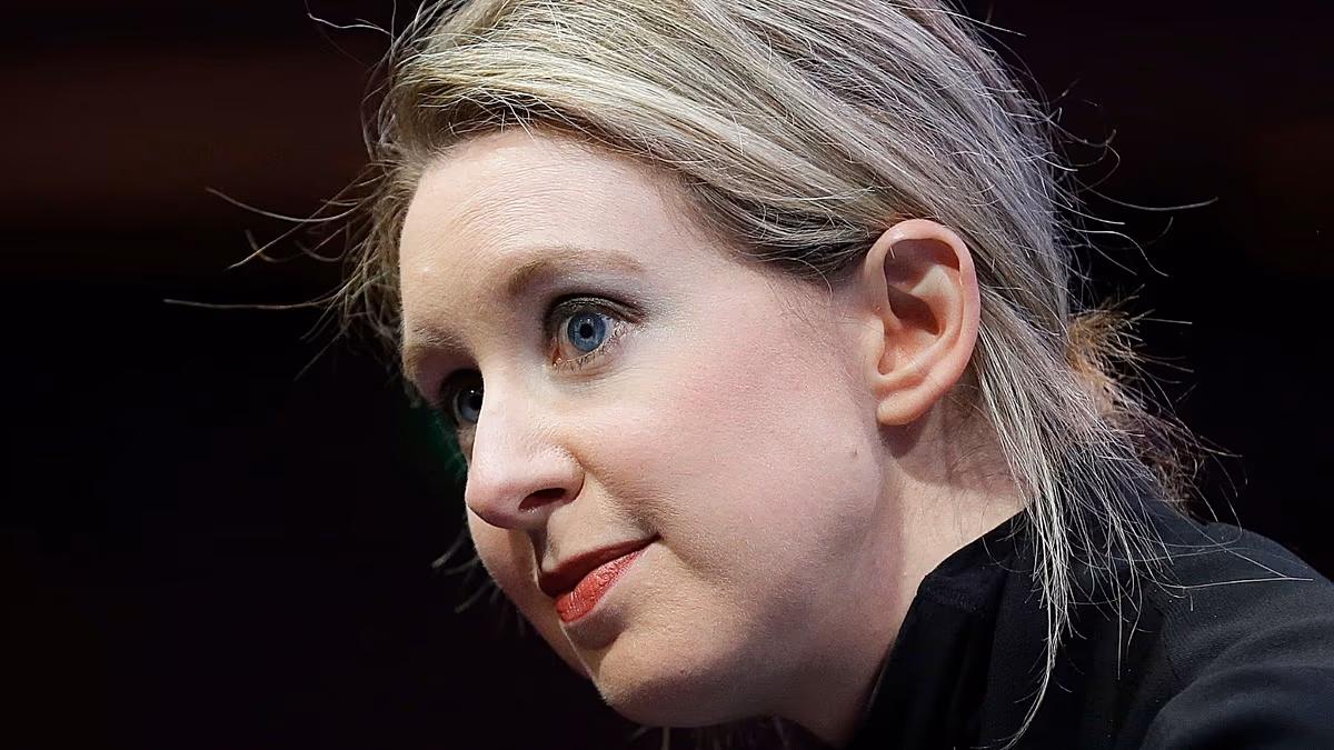 „You Can See Everything“: Streng geheimer Dokumentarfilm von Elizabeth Holmes enthüllt