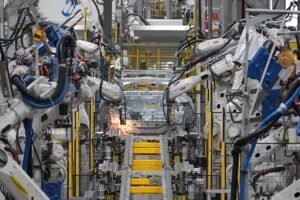 Fünf Millionen Roboter arbeiten jetzt in Fabriken, während der Humanoiden-Hype einer Realitätsprüfung unterzogen wird