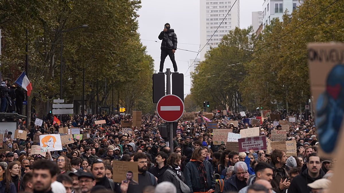 Die Proteste breiten sich in ganz Europa aus, von Frankreich bis nach Albanien, Italien, Spanien und Portugal.