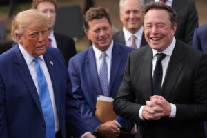 Anders als die EU ermöglicht Trumps neuer KI-Pakt den Technologieunternehmen, sich selbst zu überwachen