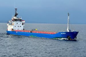 Bulgarien bricht die Suche nach zehn vermissten Seeleuten ab, nachdem ein Frachtschiff durch einen Drohnenangriff versenkt wurde