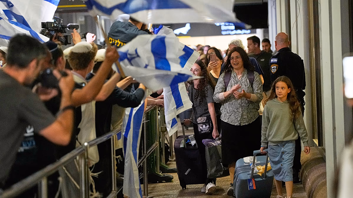 Flydubai-Copilot plante Selbstmordanschlag am Flughafen Tel Aviv, inspiriert vom 11. September