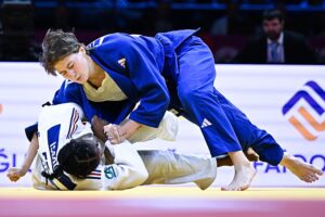 Historisches Gold für Lytwynenko, als Sulamanidse in Baku triumphiert