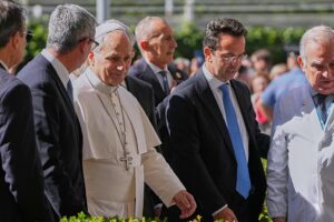 Papst Leo XIV. fordert Putin auf, einem Waffenstillstand in der belagerten ukrainischen Stadt Oleschky zuzustimmen