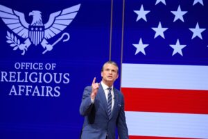 Pete Hegseth gründet das Pentagon Office of Religious Affairs, das ihm direkt unterstellt ist