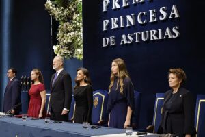 Prinzessin und Preisträger setzen sich bei den Princess of Asturias Awards für Hoffnung gegen „dunklere Zeiten“ ein