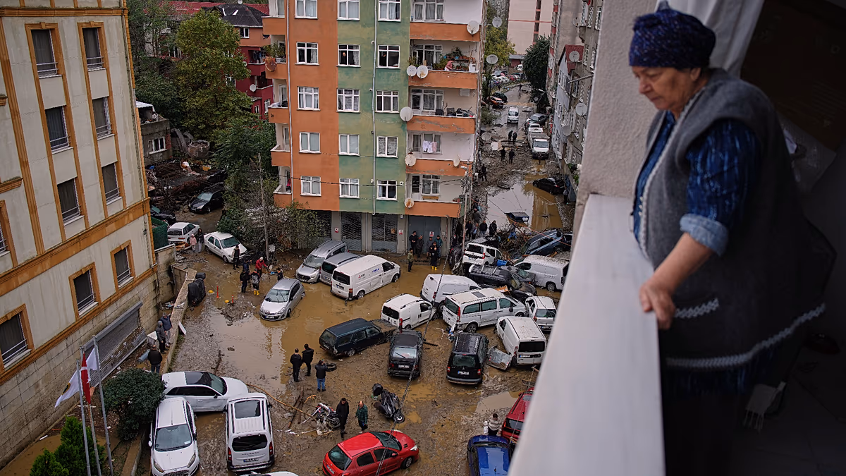 Türkei: Die schlimmsten Regenfälle seit 80 Jahren lösen tödliche Überschwemmungen in der Nähe von Istanbul aus